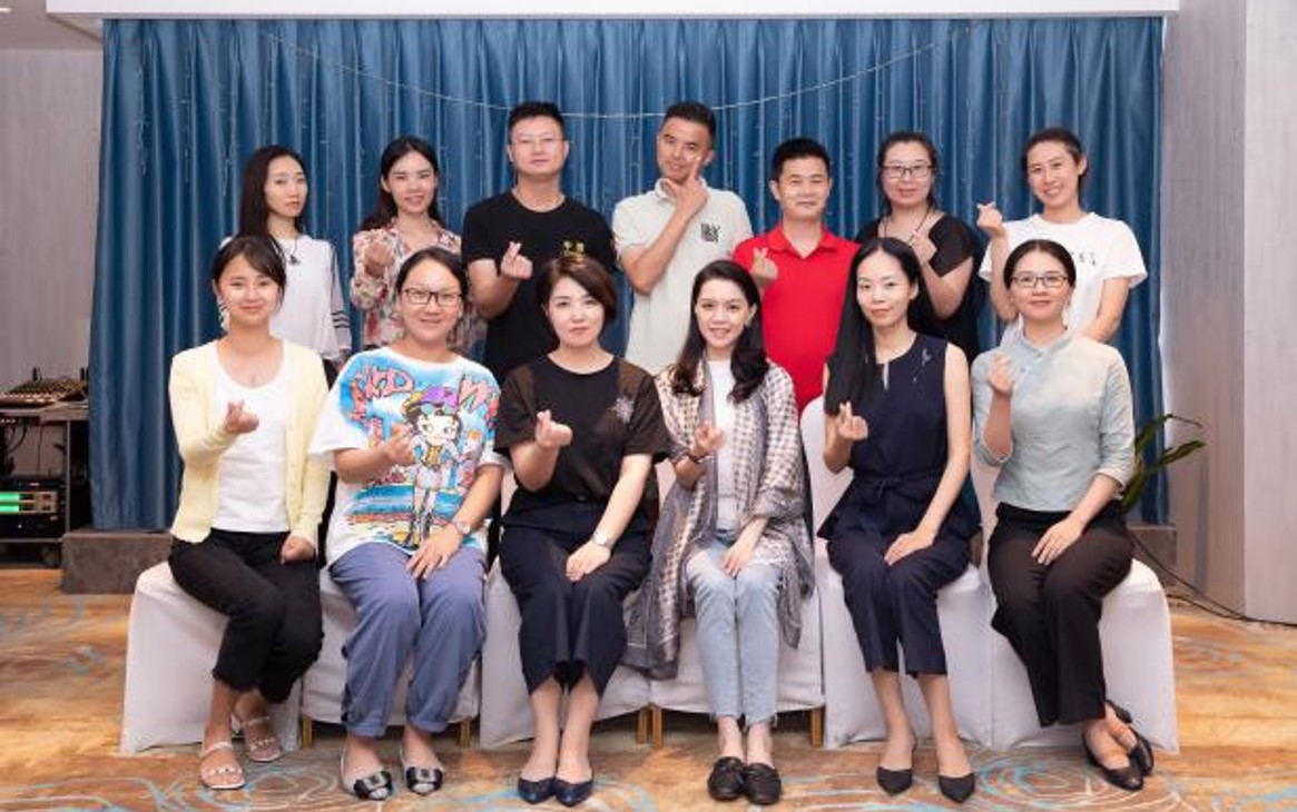 张青青讲师授课案例